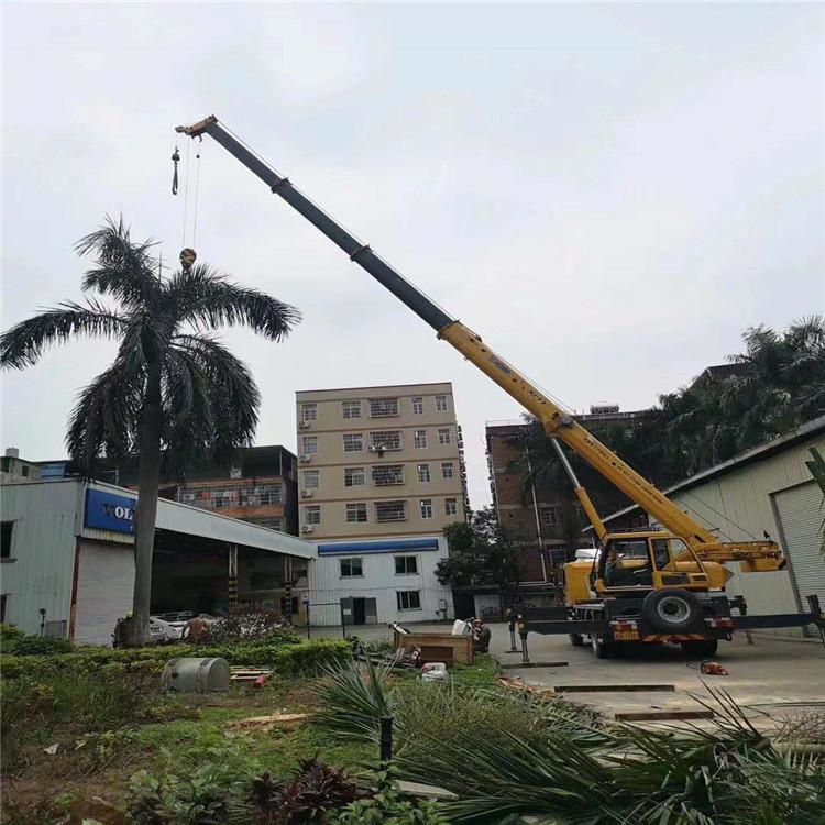 湘阴12吨吊车出租一天的收费标准是什么