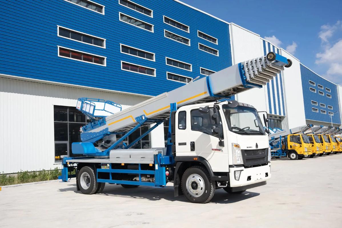 湘阴出租云梯车高空作业车 建筑垃圾搬运